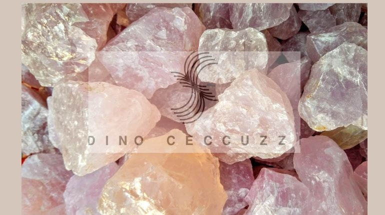 IL QUARZO, UNA GEMMA VARIEGATA E AFFASCINANTE