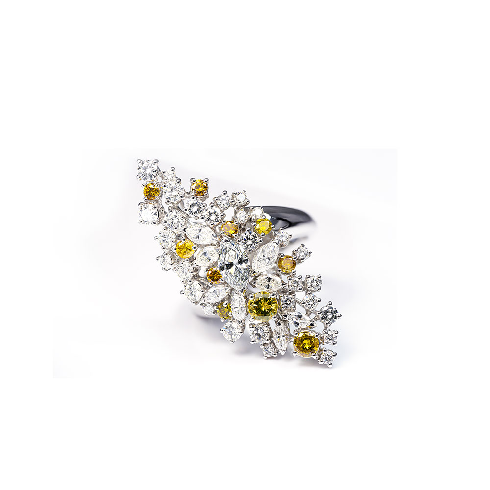 Anello Con Diamanti Fancy